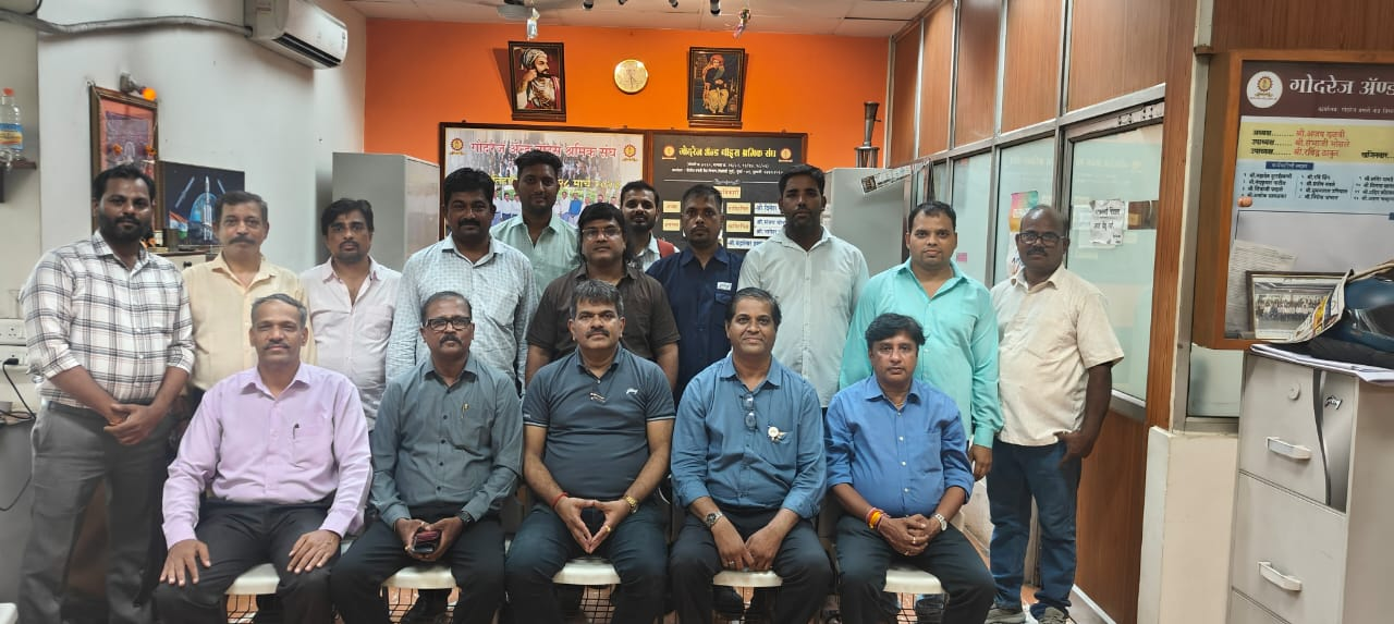 Office bearers of Godrej & Boyce Shramik Sangh, group photo